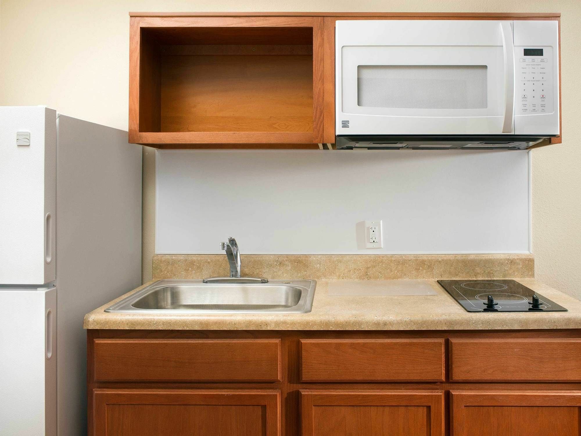 Extended Stay America Select Suites - Cleveland - Airport Fairview Park Exterior foto